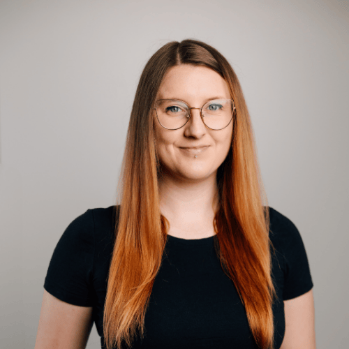 Frau Daniela Schoenen